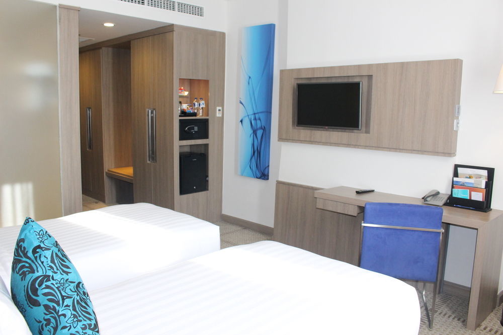 Hotel Novotel Grand Shayla Makassar