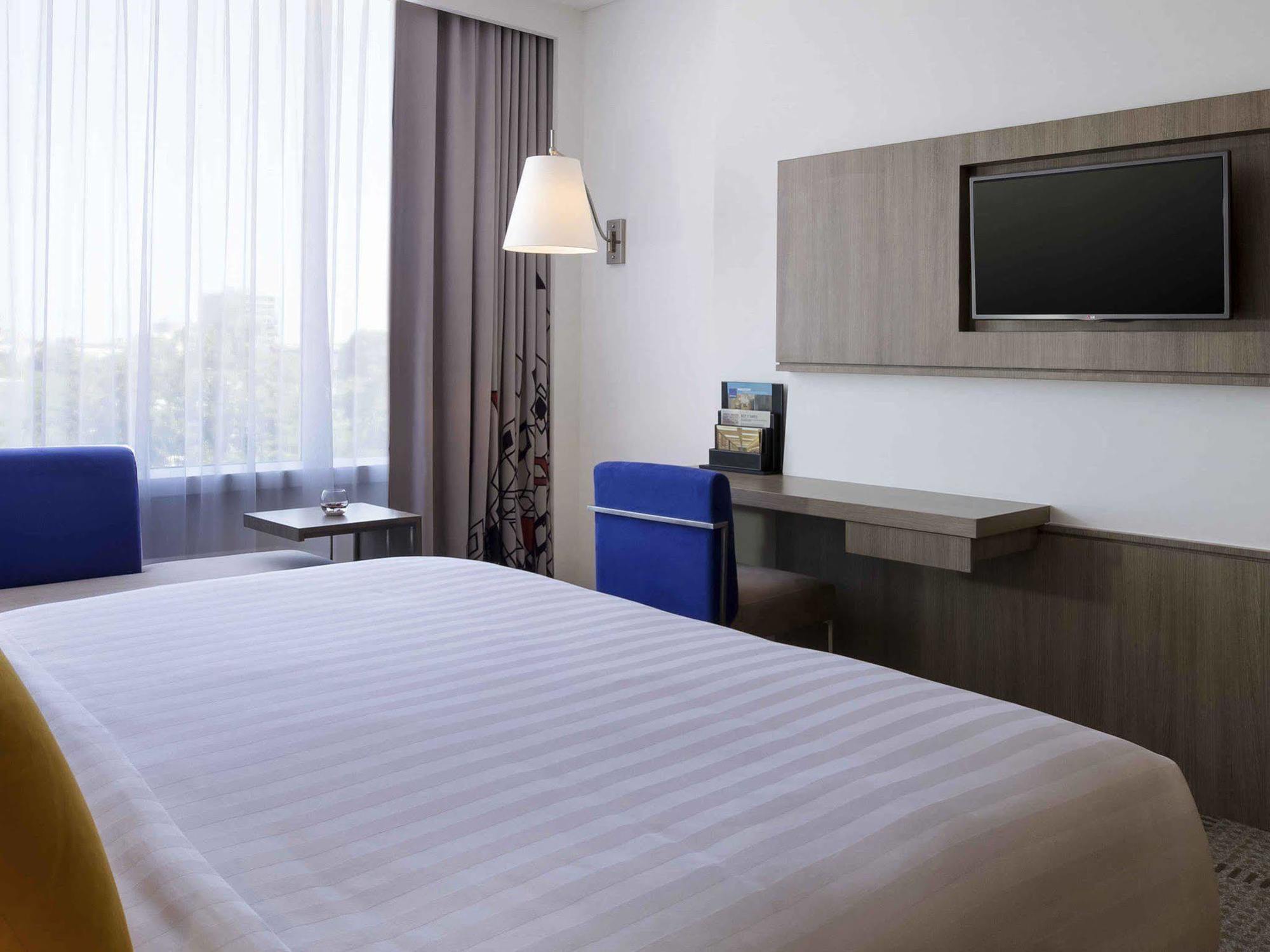 Novotel Grand Shayla 4* Makassar
